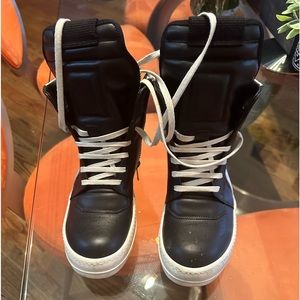 Black and white leather high top Rick Owen’s kids sneakers